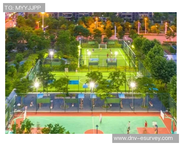 以R体育场地为核心打造全方位多功能运动空间提升城市休闲生活品质